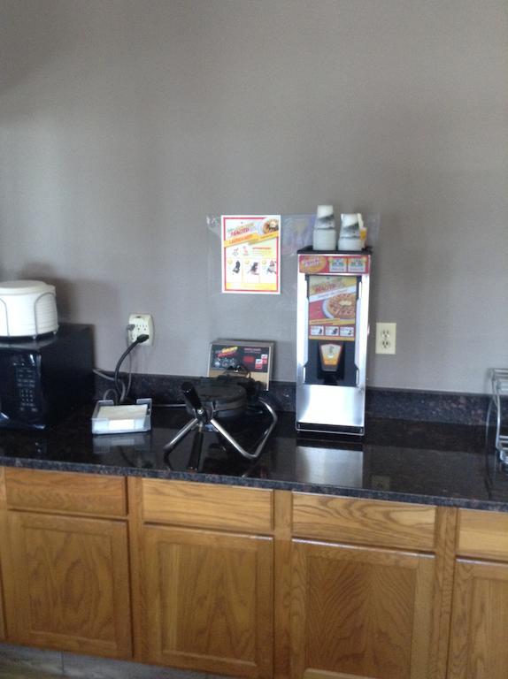 Super 8 By Wyndham Carroll/east Carroll