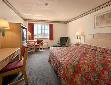 Super 8 By Wyndham Carroll/east Hotel